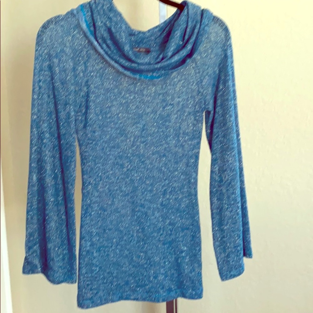 Ladies bell sleeved sweater with gold sparkles